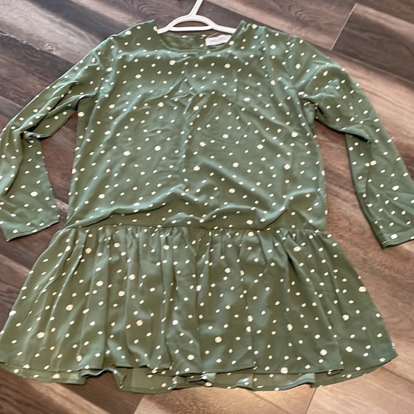 No longer wear, short green with white polka dot dress or top. - Picture 3 of 4